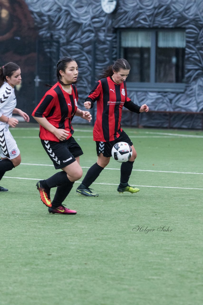 Bild 239 - B-Juniorinnen FC St.Pauli . Braedstrup IF : Ergebnis: 4:1